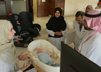 اختتام حملة "1000 يوم" من حياة الأم والطفل