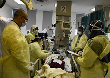 a burn victim eing treated during vPutting out a Fire in Im​am Abdulrahman Bin ‎Faisal Hospital Dr