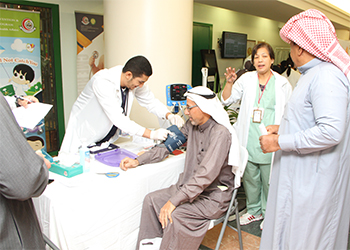 King Abdulaziz Hospital in Al Ahsa Educates Visitors on Diabetes