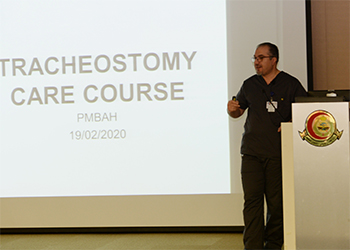 مستشفى الأمير محمد بن عبد العزيز بالمدينة المنورة يقيم ورشة العناية بفتحة القصبة الهوائية