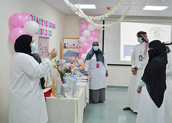 Family Medicine and Primary Healthcare Center in Al Madinah Hosts Breastfeeding and Breast Cancer Awareness Campaigns