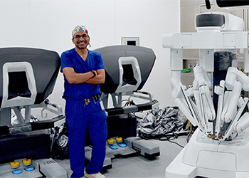 جهاز الروبوت (الجراح الآلي دافنشي Di Vinci )