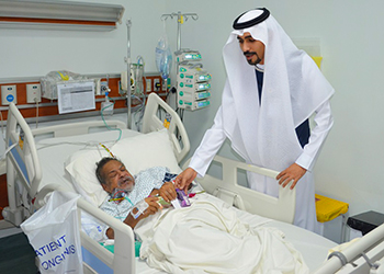 مستشفى الحرس الوطني بالمدينة يعايد المرضى