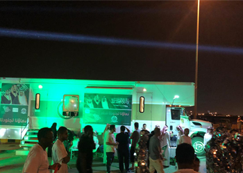 حملة "دماؤنا لجنودنا فداء"